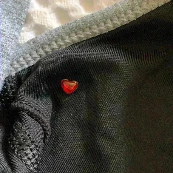 Lorna Jane - Picture 4 of 4